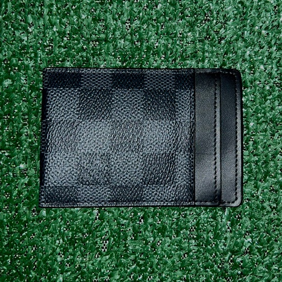 •Authentic Louis Vuitton clip on card holder - Picture 2 of 4
